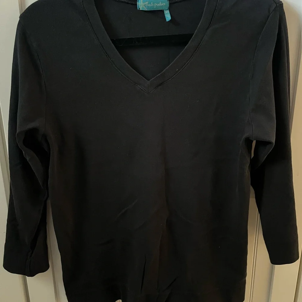 fresh produce Black V-Neck Tee & Black Floral-Pattern Top XL - Picture 2 of 8